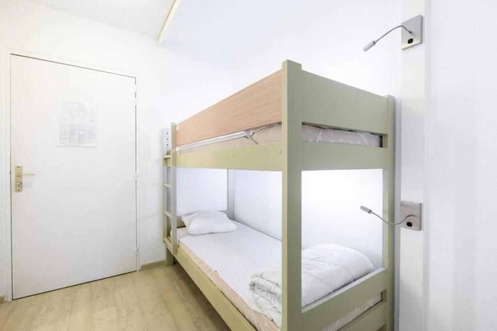 Bel Appartement Vue Sur Piscine 1 Chambre Fermee Et 1 Espace Cabine Saint-Raphaël Exteriér fotografie